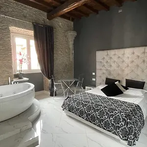 Rhome Luxury לינה וארוחת בוקר רומא